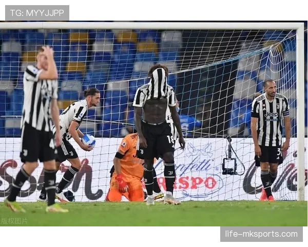 尤文图斯困境：豪门光环下的战术混乱与未来危机！