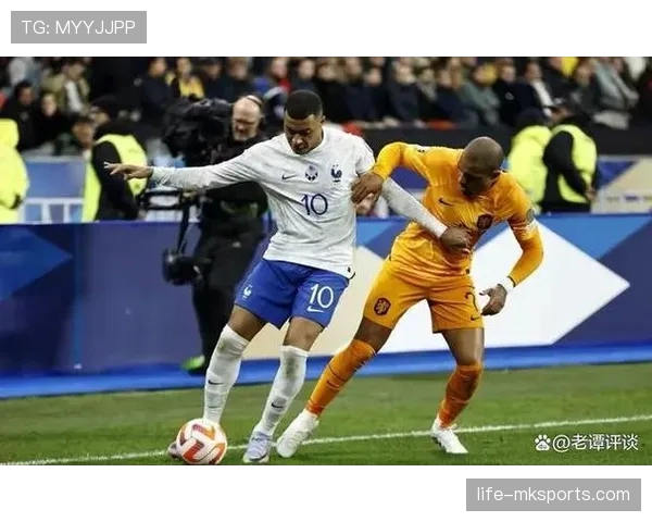 折射球在足球规则中是否应算进球线判定？核心争议解析